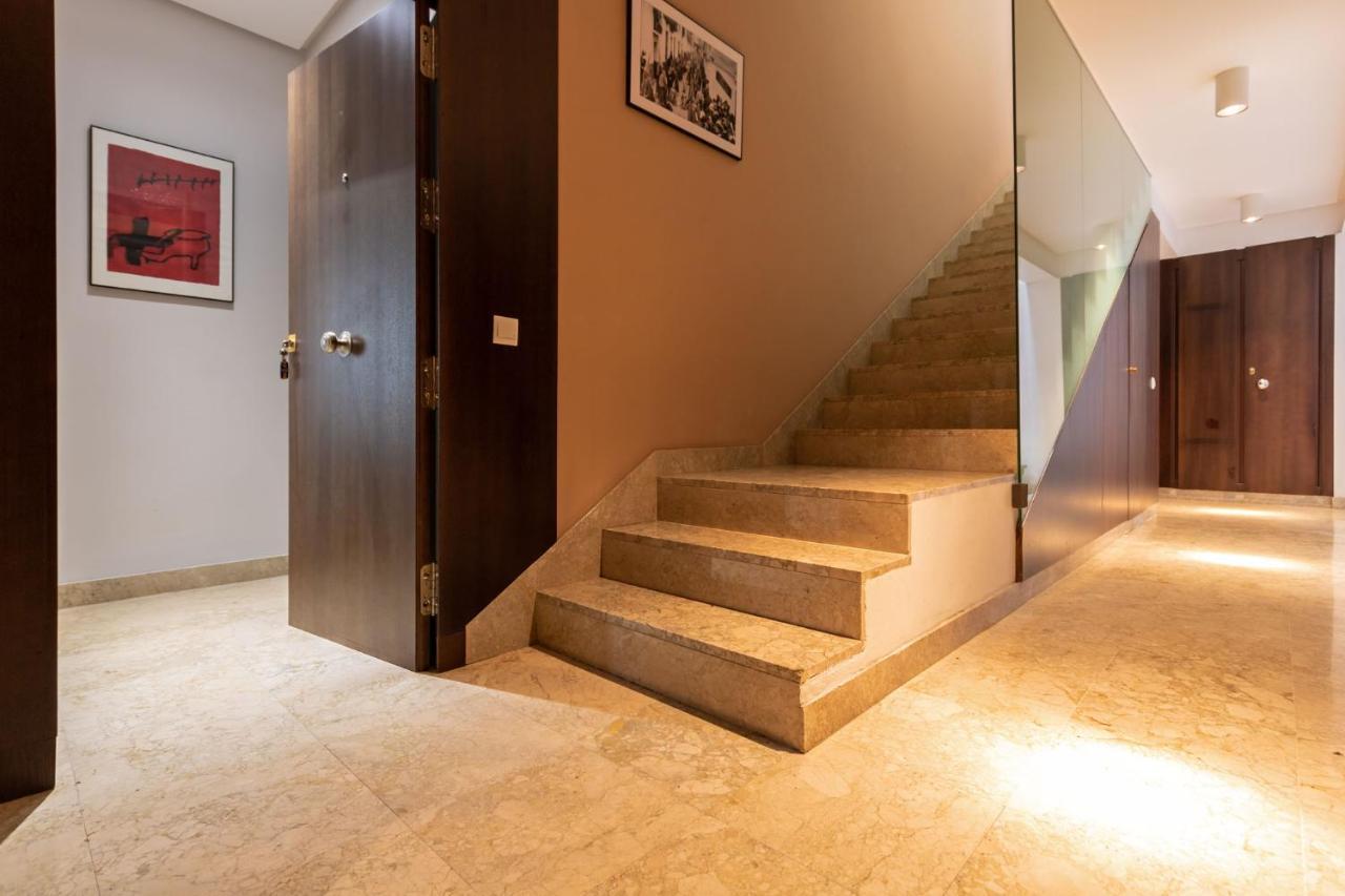 Alkazar Gardens Old Town 6 Pax Apartamento Sevilha Exterior foto