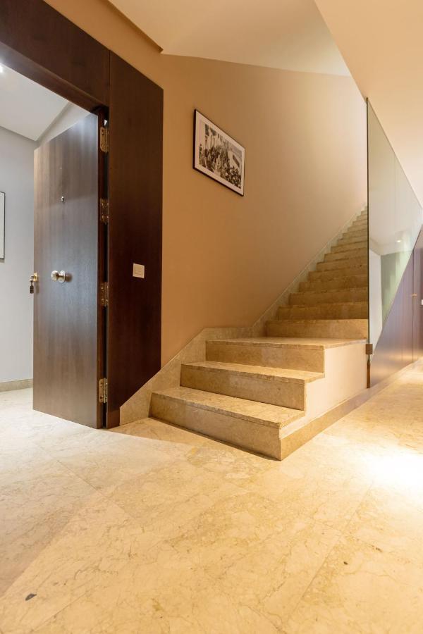 Alkazar Gardens Old Town 6 Pax Apartamento Sevilha Exterior foto
